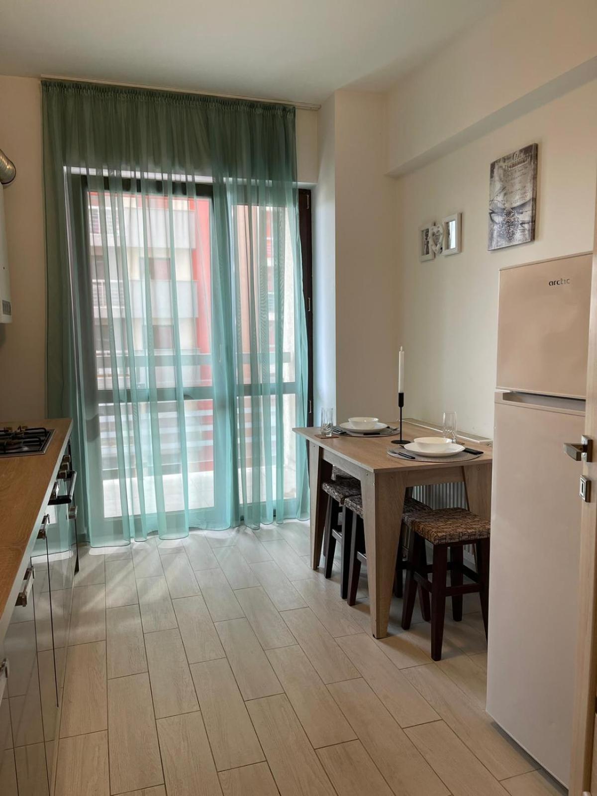 Urban Nest- Apartament Cu 2 Camere, Aproape De Iulius Mall Iasi Esterno foto