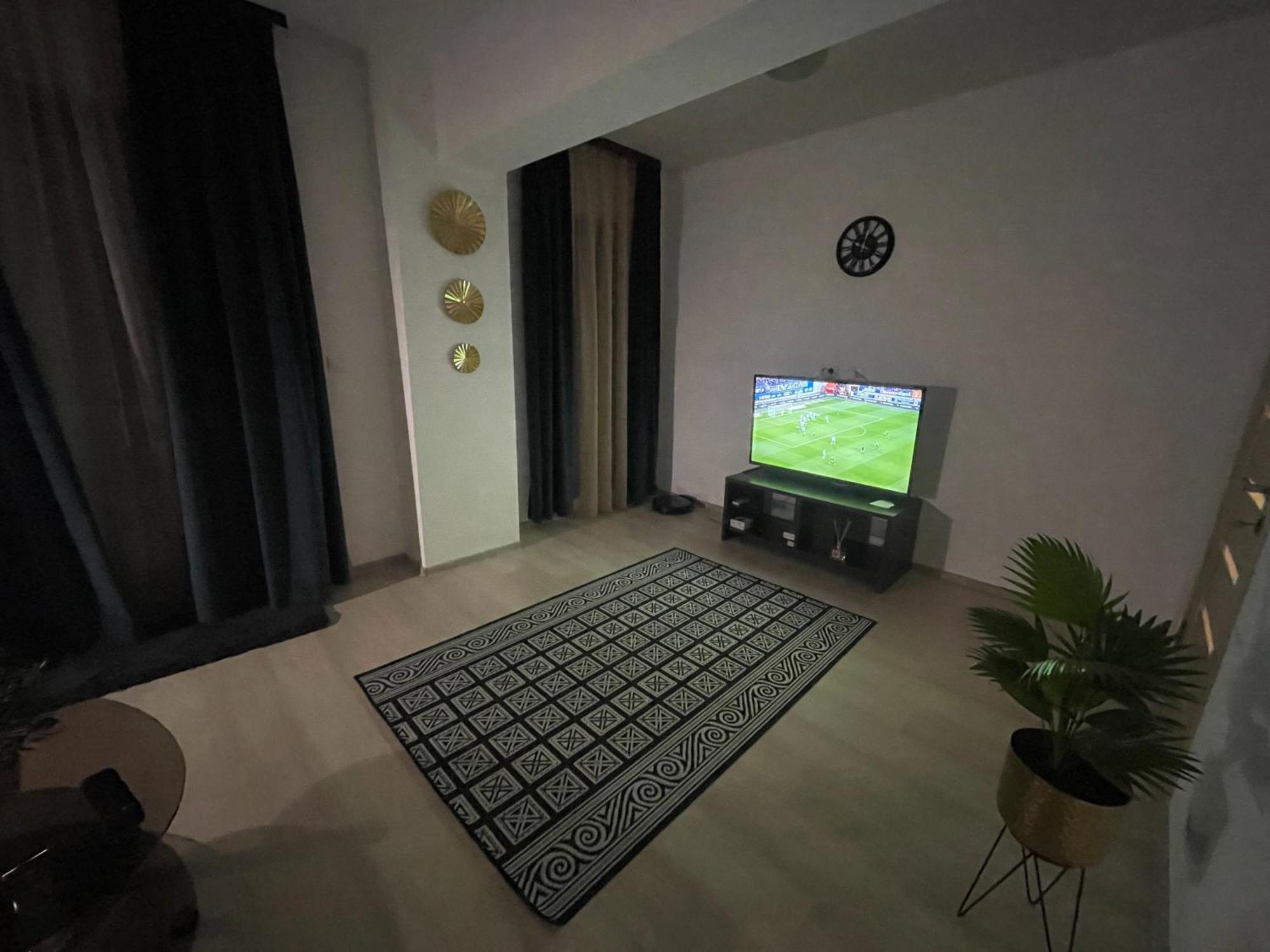 Urban Nest- Apartament Cu 2 Camere, Aproape De Iulius Mall Iasi Esterno foto